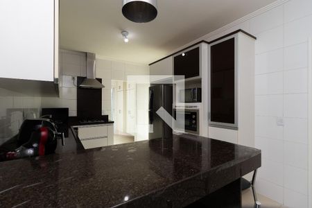 Casa à venda com 220m², 3 quartos e 3 vagasCozinha