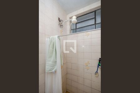 Casa à venda com 360m², 3 quartos e 2 vagas Casa à venda com 360m², 3 quartos e 2 vagasBanheiro Social