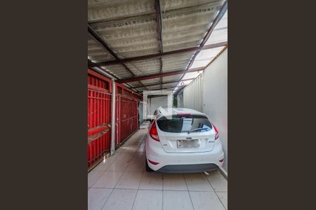 Casa à venda com 360m², 3 quartos e 2 vagas Casa à venda com 360m², 3 quartos e 2 vagasGaragem