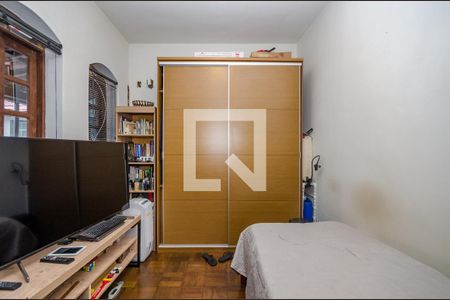 Casa à venda com 360m², 3 quartos e 2 vagas Casa à venda com 360m², 3 quartos e 2 vagasQuarto 2