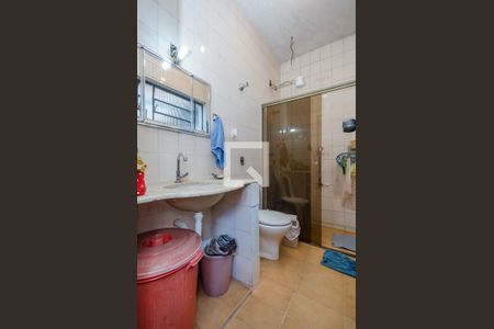 Casa à venda com 360m², 3 quartos e 2 vagas Casa à venda com 360m², 3 quartos e 2 vagasBanheiro da Suíte