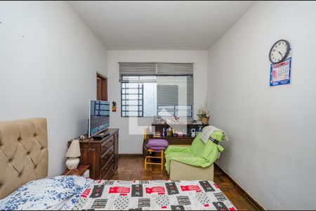 Casa à venda com 360m², 3 quartos e 2 vagas Casa à venda com 360m², 3 quartos e 2 vagasSuíte