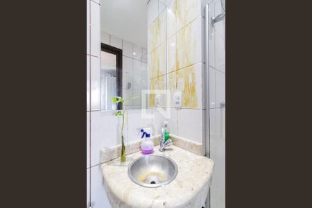 Apartamento à venda com 63m², 3 quartos e 2 vagas Apartamento à venda com 63m², 3 quartos e 2 vagasBanheiro da Suíte