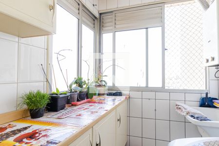 Apartamento à venda com 63m², 3 quartos e 2 vagas Apartamento à venda com 63m², 3 quartos e 2 vagasÁrea de Serviço