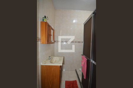 Casa à venda com 301m², 3 quartos e 5 vagasBanheiro da 2 suite