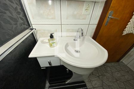 Casa à venda com 120m², 2 quartos e 3 vagasBanheiro 