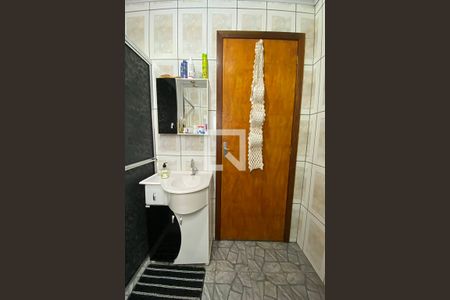 Casa à venda com 120m², 2 quartos e 3 vagasBanheiro 