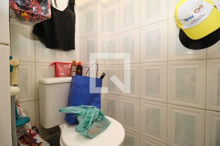 Apartamento à venda com 49m², 1 quarto e 1 vaga Apartamento à venda com 49m², 1 quarto e 1 vagaBanheiro de Serviço