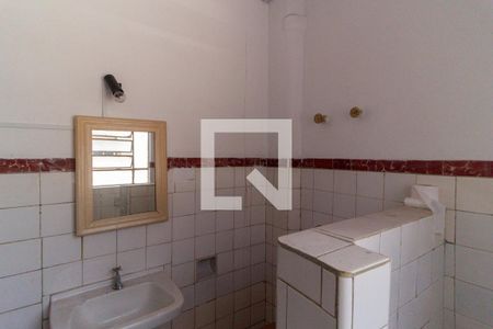 Casa à venda com 80m², 2 quartos e sem vaga Casa à venda com 80m², 2 quartos e sem vagaBanheiro