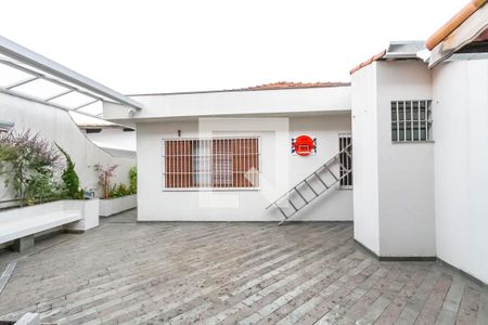 Casa à venda com 324m², 3 quartos e 4 vagas Casa à venda com 324m², 3 quartos e 4 vagasQuintal e Churrasqueira