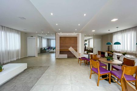 Apartamento para alugar com 42m², 2 quartos e sem vaga Apartamento para alugar com 42m², 2 quartos e sem vagaÁrea comum - Salão de festas