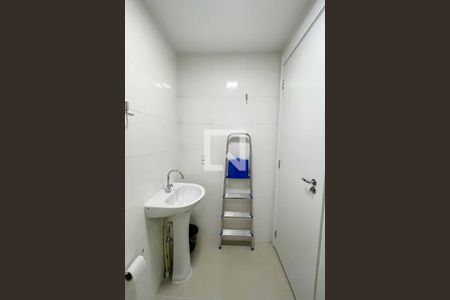 Apartamento para alugar com 42m², 2 quartos e sem vaga Apartamento para alugar com 42m², 2 quartos e sem vagaBanheiro