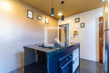 Casa à venda com 235m², 3 quartos e 6 vagas Casa à venda com 235m², 3 quartos e 6 vagasCozinha