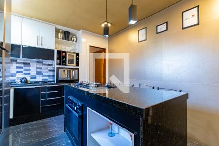 Casa à venda com 235m², 3 quartos e 6 vagas Casa à venda com 235m², 3 quartos e 6 vagasCozinha