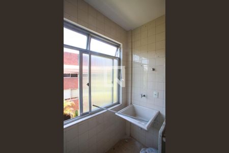 Apartamento à venda com 60m², 2 quartos e 1 vagaÁrea de Serviço