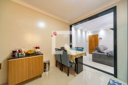 Apartamento à venda com 130m², 2 quartos e 2 vagas Apartamento à venda com 130m², 2 quartos e 2 vagasCozinha