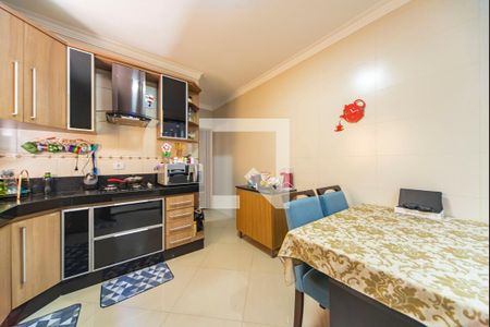 Apartamento à venda com 130m², 2 quartos e 2 vagas Apartamento à venda com 130m², 2 quartos e 2 vagasCozinha