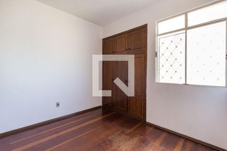 Apartamento à venda com 2 quartos, 66m² em São João Batista, Belo Horizonte