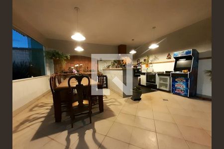 Casa de condomínio à venda com 1050m², 5 quartos e 6 vagas