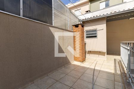 Casa à venda com 170m², 2 quartos e 1 vaga Casa à venda com 170m², 2 quartos e 1 vagaTerraço