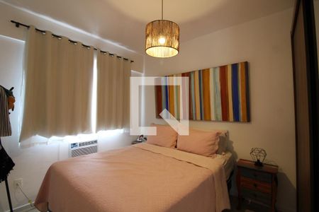 Apartamento à venda com 70m², 2 quartos e 1 vagaQuarto 02