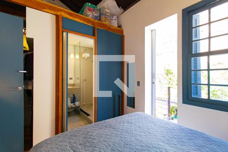 Casa à venda com 165m², 3 quartos e 1 vagaSuíte