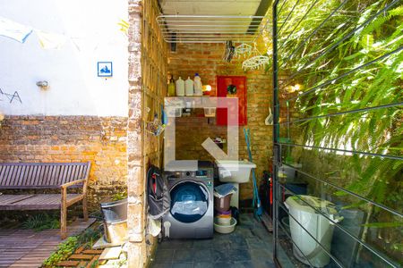 Casa à venda com 165m², 3 quartos e 1 vagaÁrea de Serviço