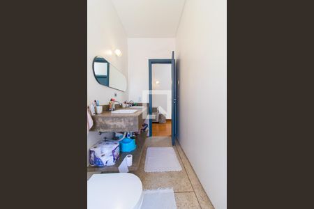 Casa à venda com 165m², 3 quartos e 1 vagaBanheiro Social