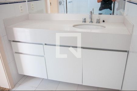 Apartamento à venda com 280m², 4 quartos e 2 vagasBanheiro da Suíte 2