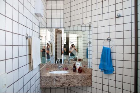 Apartamento à venda com 280m², 4 quartos e 2 vagasBanheiro 5 