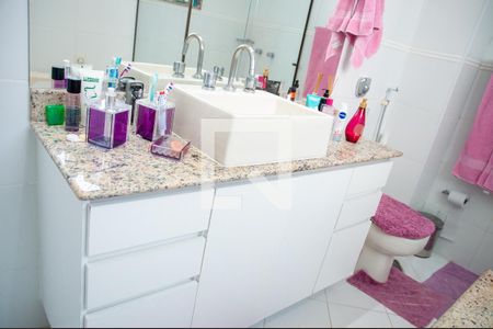 Apartamento à venda com 280m², 4 quartos e 2 vagasBanheiro da Suíte 3