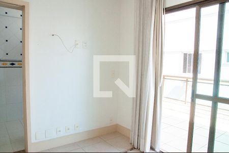 Apartamento à venda com 280m², 4 quartos e 2 vagasQuarto 3 - Suíte