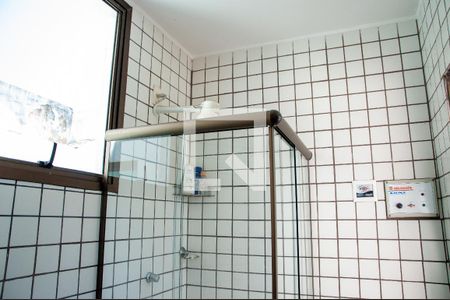 Apartamento à venda com 280m², 4 quartos e 2 vagasBanheiro 5 - Chuveiro Elétrico