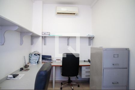 Apartamento à venda com 280m², 4 quartos e 2 vagasEscritório