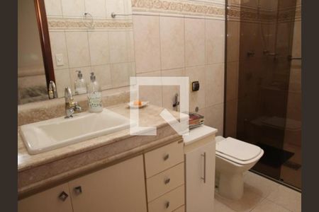 Casa à venda com 293m², 4 quartos e 4 vagas