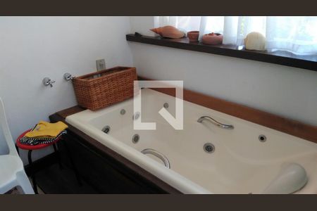 Casa à venda com 693m², 4 quartos e 9 vagas