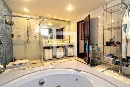 Apartamento à venda com 482m², 4 quartos e 5 vagas