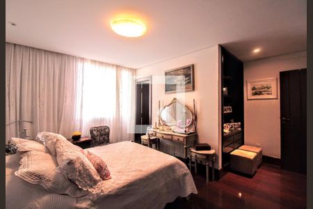 Apartamento à venda com 482m², 4 quartos e 5 vagas