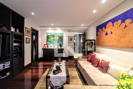 Apartamento à venda com 482m², 4 quartos e 5 vagas