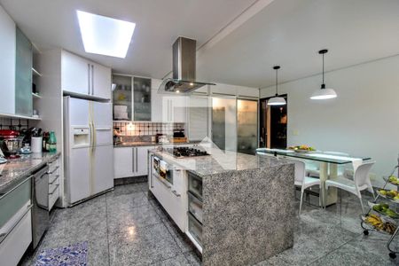 Apartamento à venda com 482m², 4 quartos e 5 vagas