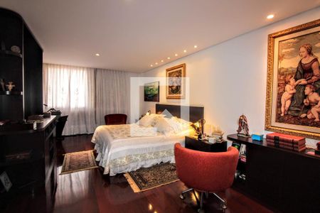 Apartamento à venda com 482m², 4 quartos e 5 vagas