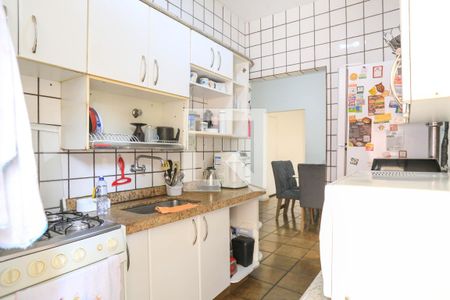 Apartamento à venda com 136m², 3 quartos e 2 vagasCozinha 