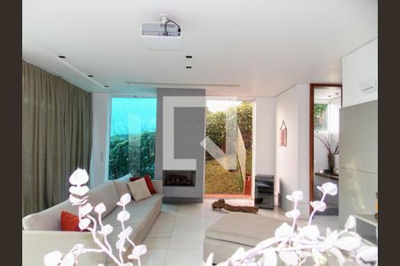 Casa de condomínio à venda com 760m², 5 quartos e 6 vagas