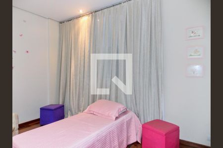 Casa de condomínio à venda com 760m², 5 quartos e 6 vagas
