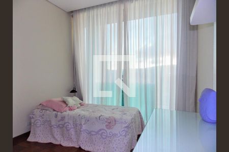 Casa de condomínio à venda com 760m², 5 quartos e 6 vagas