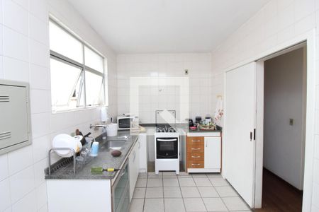 Apartamento à venda com 260m², 4 quartos e 2 vagas