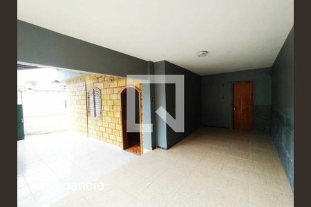 Casa à venda com 260m², 4 quartos e 5 vagas