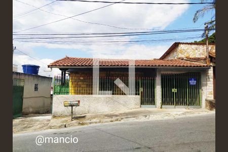 Casa à venda com 260m², 4 quartos e 5 vagas