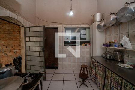 Casa à venda com 140m², 5 quartos e 1 vaga