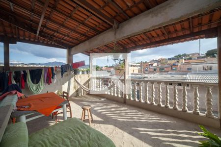 Casa à venda com 140m², 5 quartos e 1 vaga